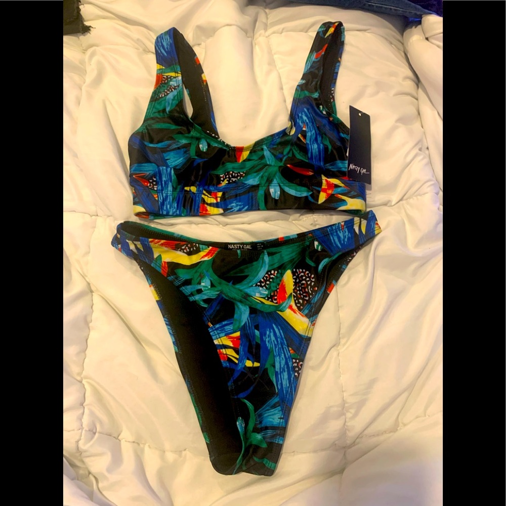 Brand new Nasty Gal bathing Suit size US 4